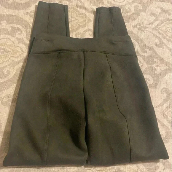 Spanx Faux Suede Leggings Size Small Dark Olive Green - Picture 3 of 8